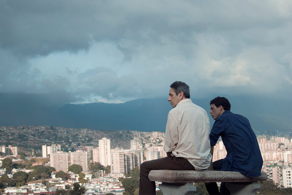 Szenenbild aus dem Film Caracas, eine Liebe