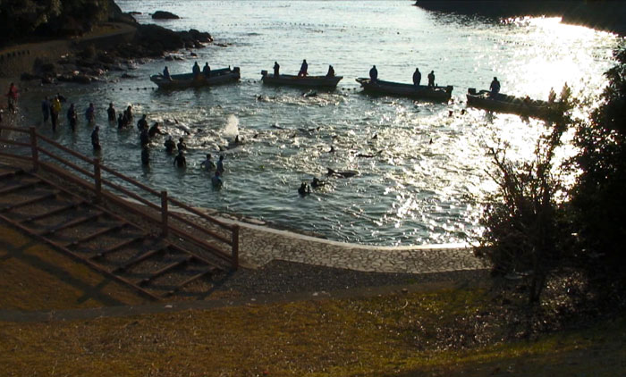 Szenenbild aus dem Film Die Bucht