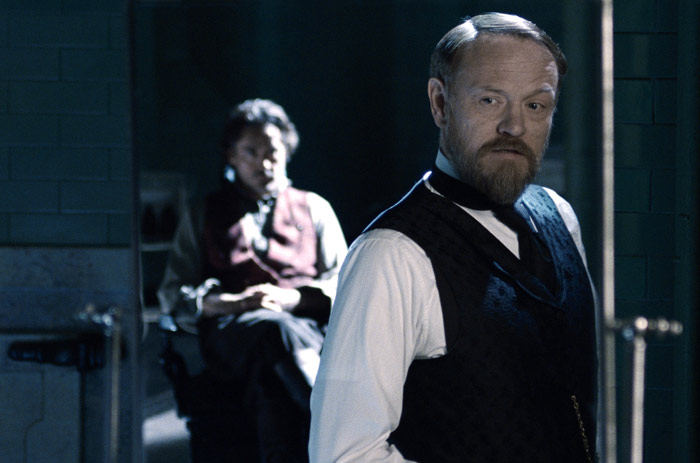 Szenenbild aus dem Film Sherlock Holmes - Spiel im Schatten