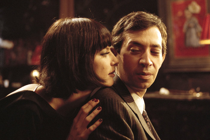 Szenenbild aus dem Film Gainsbourg - Der Mann, der die Frauen liebte