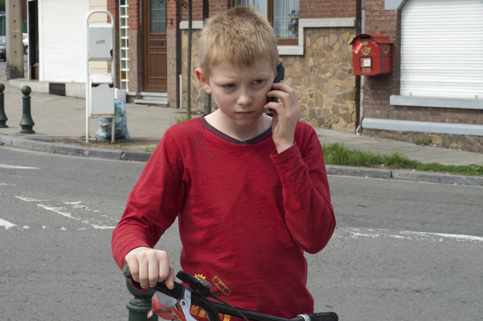 Szenenbild aus dem Film Der Junge mit dem Fahrrad