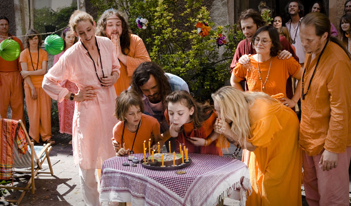 Szenenbild aus dem Film Sommer in Orange