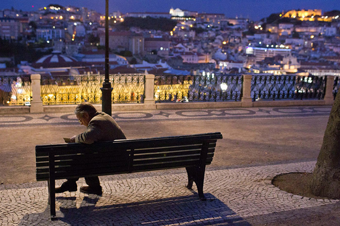 Szenenbild aus dem Film Nachtzug nach Lissabon