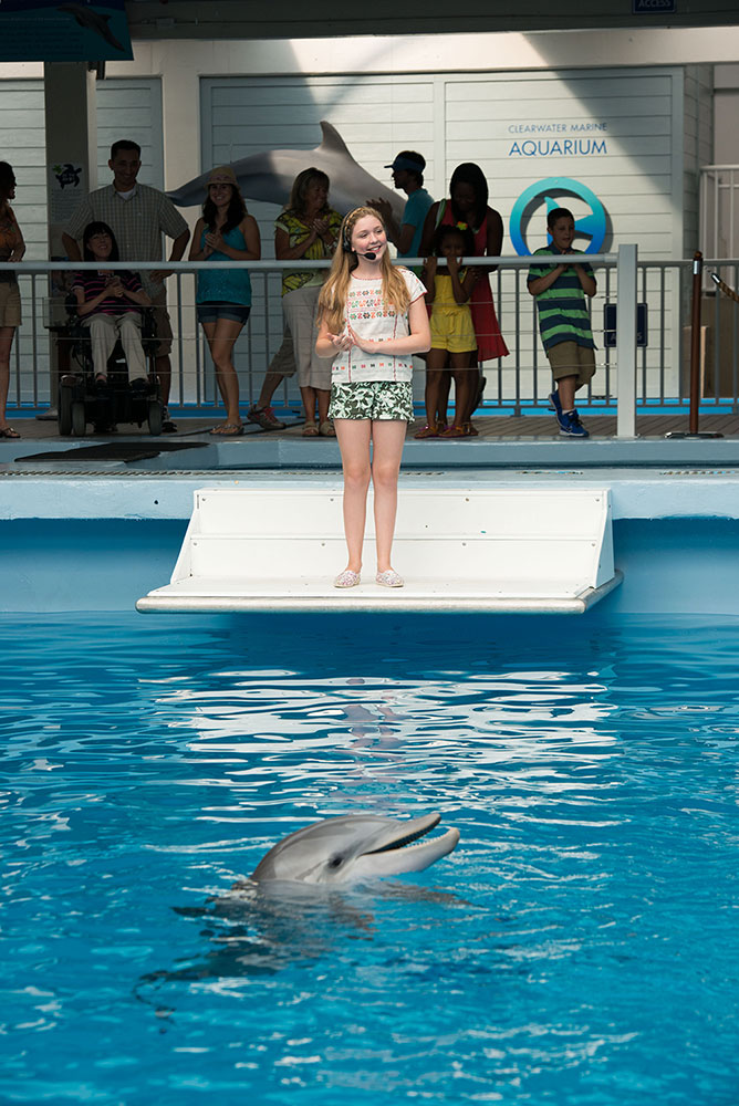 Szenenbild aus dem Film Mein Freund, der Delfin 2